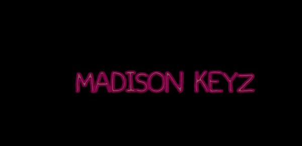  Big ass Madison Keyz solo